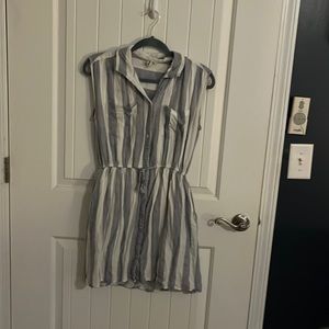 Great sleeveless tank dress Sz M.  Has pockets, lightweight, elastic waist